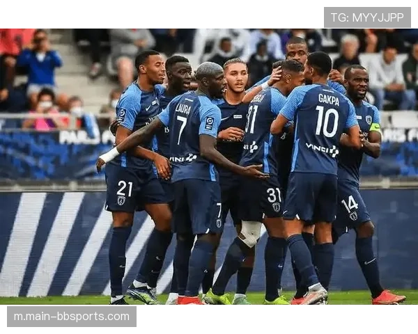 里昂主场九连胜含两场杯赛,堡垒属性成朗斯最大考验 里昂主场九连胜含两场杯赛,堡垒属性成朗斯最大考验